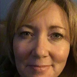 Meet your Posher, Derlene